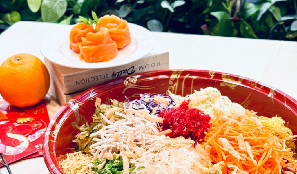 Prosperity smokes salmon yusheng